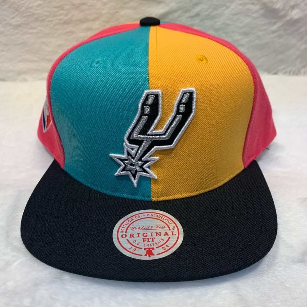 San Antonio Spurs Mitchell & Ness x Lids Team Era Pinwheel Stripe SnapBack Hat